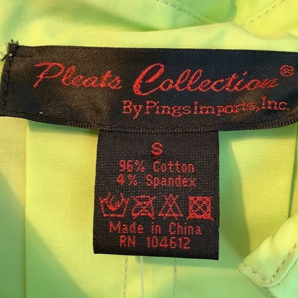 Pleats Collection Size Small yellow 3/4 sleeve top with embroidery detail - Picture 5 of 13